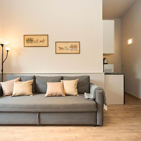 Apartament Duomo Design Cube - 10 Minutes Walk From Brera Mediolan Zewnętrze zdjęcie