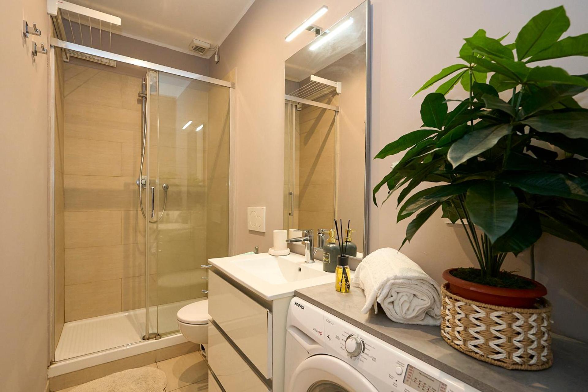 Apartament Duomo Design Cube - 10 Minutes Walk From Brera Mediolan Zewnętrze zdjęcie